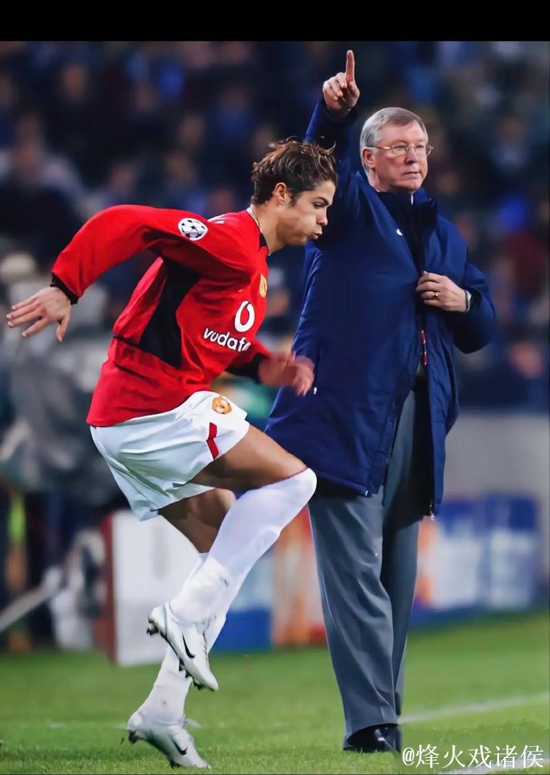 记者:抽签前与德尚交流,教练们都避免分在小组 记者:抽签前与德尚交流,教练们都避免分在小组