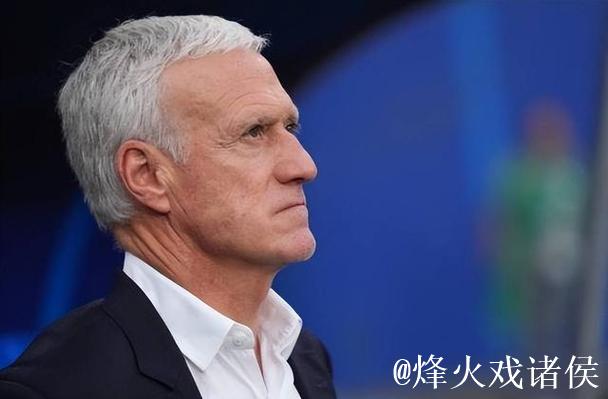 记者:抽签前与德尚交流,教练们都避免分在小组 记者:抽签前与德尚交流,教练们都避免分在小组