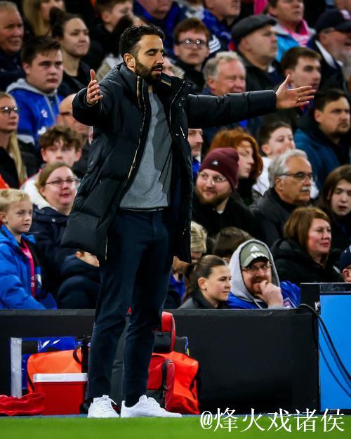 阿莫林:执教葡体时常听英超主帅发布会,克洛普幽默风趣 阿莫林:执教葡体时常听英超主帅发布会,克洛普幽默风趣